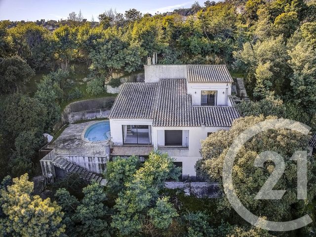 Maison &agrave; vendre - 6 pi&egrave;ces - 160,11 m2 - Mandelieu La Napoule - 06 - PROVENCE-ALPES-COTE-D-AZUR