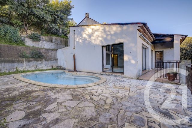 Maison &agrave; vendre - 6 pi&egrave;ces - 160,11 m2 - Mandelieu La Napoule - 06 - PROVENCE-ALPES-COTE-D-AZUR