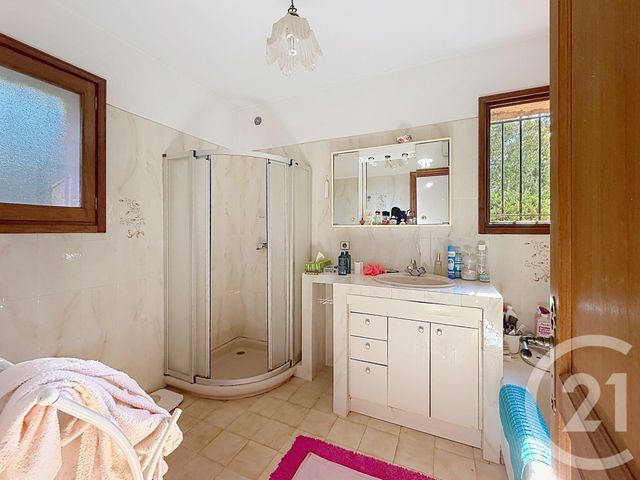 Maison &agrave; vendre - 5 pi&egrave;ces - 142,48 m2 - Mandelieu La Napoule - 06 - PROVENCE-ALPES-COTE-D-AZUR