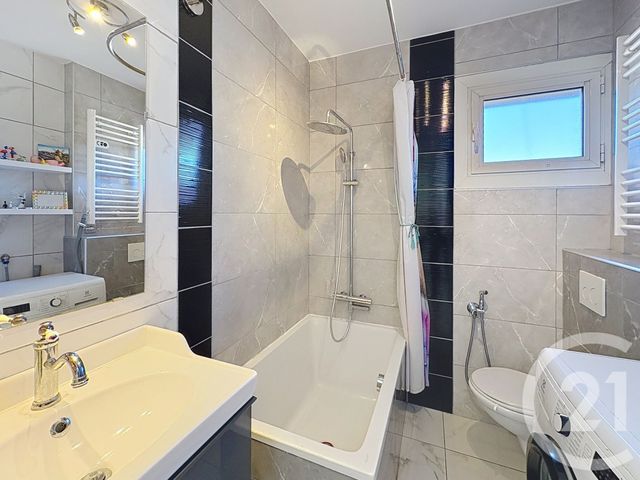 Appartement F2 &agrave; vendre - 2 pi&egrave;ces - 35 m2 - Mandelieu La Napoule - 06 - PROVENCE-ALPES-COTE-D-AZUR