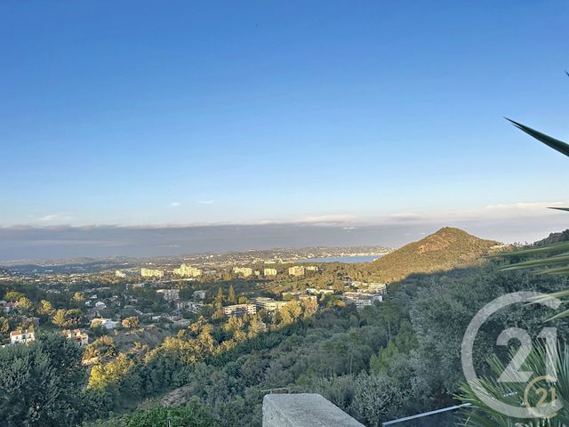 Maison &agrave; vendre - 4 pi&egrave;ces - 92 m2 - Mandelieu La Napoule - 06 - PROVENCE-ALPES-COTE-D-AZUR