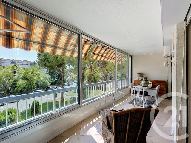 Appartement T3 &agrave; vendre - 4 pi&egrave;ces - 75,71 m2 - Mandelieu La Napoule - 06 - PROVENCE-ALPES-COTE-D-AZUR