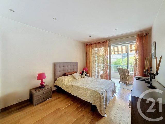 Appartement T3 &agrave; vendre - 4 pi&egrave;ces - 75,71 m2 - Mandelieu La Napoule - 06 - PROVENCE-ALPES-COTE-D-AZUR