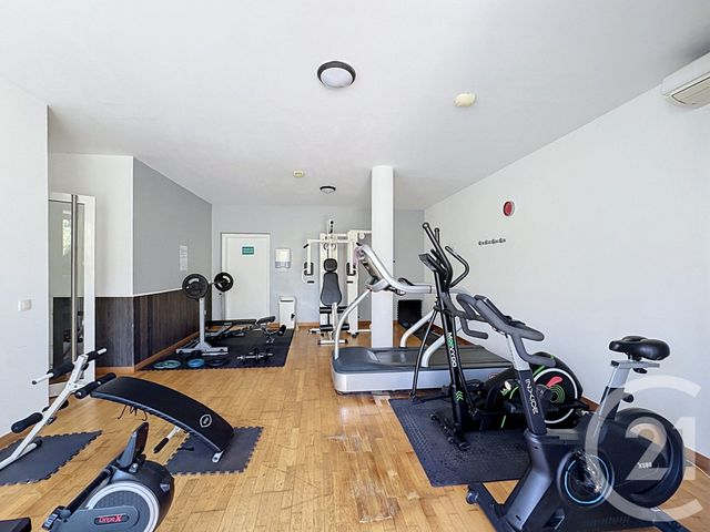Appartement F2 &agrave; vendre - 2 pi&egrave;ces - 43 m2 - Mandelieu La Napoule - 06 - PROVENCE-ALPES-COTE-D-AZUR