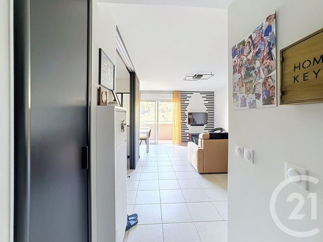 Appartement F2 &agrave; vendre - 2 pi&egrave;ces - 43 m2 - Mandelieu La Napoule - 06 - PROVENCE-ALPES-COTE-D-AZUR