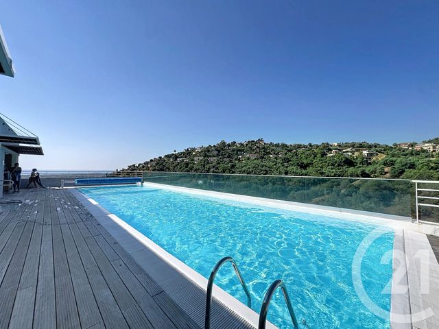 Appartement F2 &agrave; vendre - 2 pi&egrave;ces - 43 m2 - Mandelieu La Napoule - 06 - PROVENCE-ALPES-COTE-D-AZUR