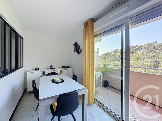 Appartement F2 &agrave; vendre - 2 pi&egrave;ces - 43 m2 - Mandelieu La Napoule - 06 - PROVENCE-ALPES-COTE-D-AZUR