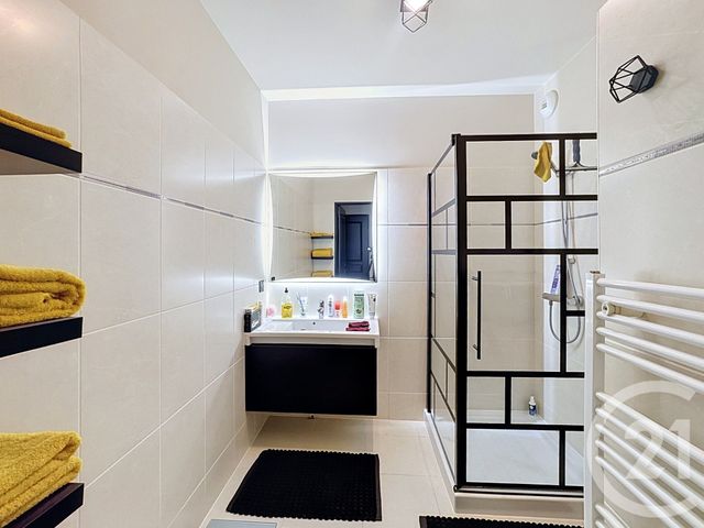 Appartement F2 &agrave; vendre - 2 pi&egrave;ces - 43 m2 - Mandelieu La Napoule - 06 - PROVENCE-ALPES-COTE-D-AZUR