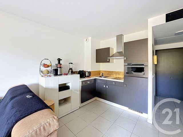 Appartement F2 &agrave; vendre - 2 pi&egrave;ces - 43 m2 - Mandelieu La Napoule - 06 - PROVENCE-ALPES-COTE-D-AZUR