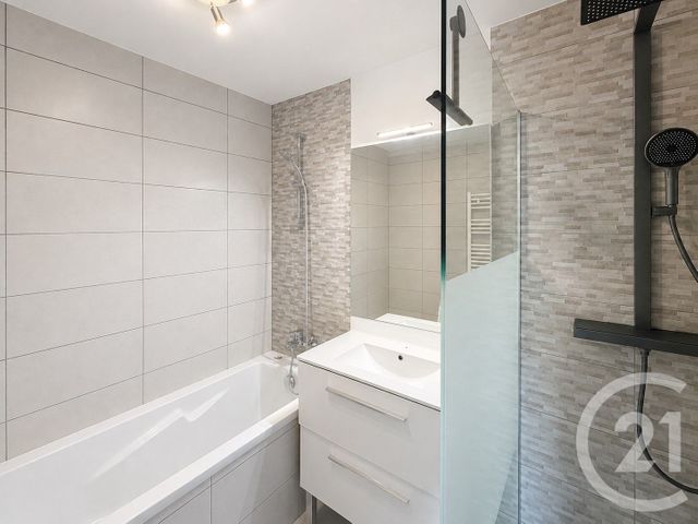 Appartement Duplex &agrave; vendre - 4 pi&egrave;ces - 118,13 m2 - La Roquette Sur Siagne - 06 - PROVENCE-ALPES-COTE-D-AZUR