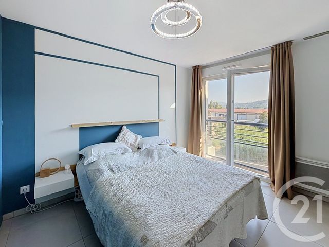 Appartement Duplex &agrave; vendre - 4 pi&egrave;ces - 118,13 m2 - La Roquette Sur Siagne - 06 - PROVENCE-ALPES-COTE-D-AZUR