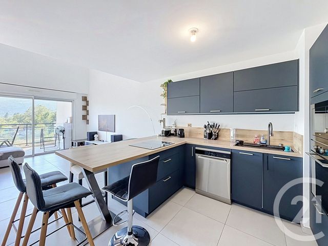 Appartement Duplex &agrave; vendre - 4 pi&egrave;ces - 118,13 m2 - La Roquette Sur Siagne - 06 - PROVENCE-ALPES-COTE-D-AZUR