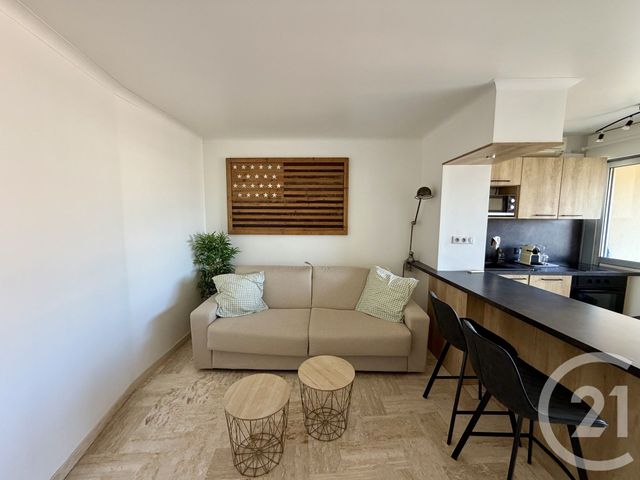 Appartement F1 &agrave; vendre - 1 pi&egrave;ce - 27,90 m2 - Mandelieu La Napoule - 06 - PROVENCE-ALPES-COTE-D-AZUR