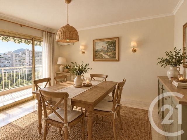 Appartement F4 &agrave; vendre - 4 pi&egrave;ces - 88 m2 - Mandelieu La Napoule - 06 - PROVENCE-ALPES-COTE-D-AZUR