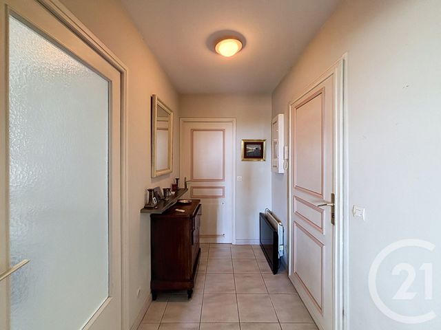 Appartement F4 &agrave; vendre - 4 pi&egrave;ces - 78 m2 - Mandelieu La Napoule - 06 - PROVENCE-ALPES-COTE-D-AZUR