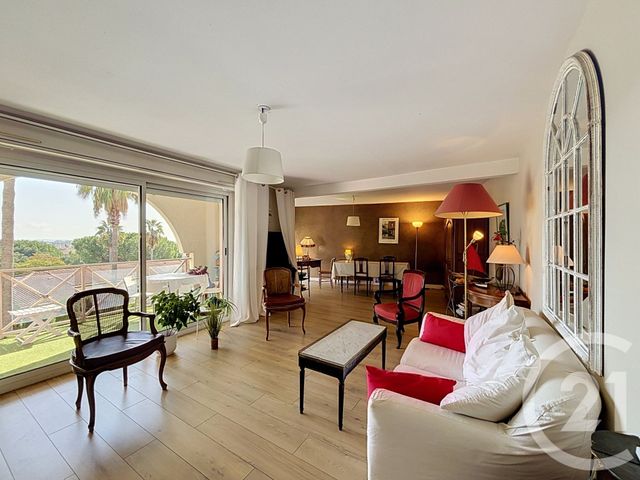 Appartement F4 &agrave; vendre - 4 pi&egrave;ces - 78 m2 - Mandelieu La Napoule - 06 - PROVENCE-ALPES-COTE-D-AZUR