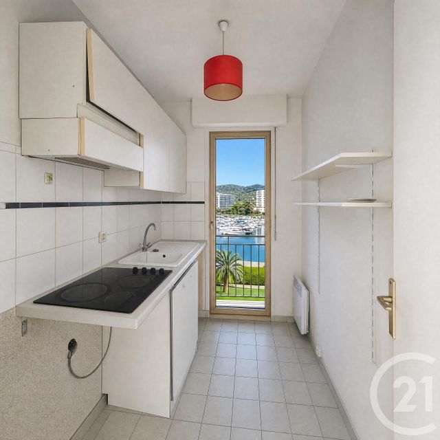 Appartement F2 &agrave; vendre - 2 pi&egrave;ces - 42,90 m2 - Mandelieu La Napoule - 06 - PROVENCE-ALPES-COTE-D-AZUR