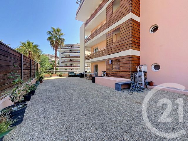 Appartement F3 &agrave; vendre - 3 pi&egrave;ces - 67,31 m2 - Mandelieu La Napoule - 06 - PROVENCE-ALPES-COTE-D-AZUR