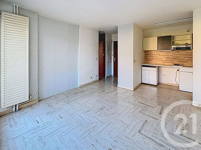 Appartement F2 &agrave; vendre - 2 pi&egrave;ces - 33 m2 - Mandelieu La Napoule - 06 - PROVENCE-ALPES-COTE-D-AZUR