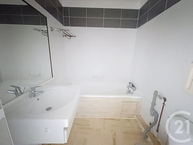 Appartement F2 &agrave; vendre - 2 pi&egrave;ces - 33 m2 - Mandelieu La Napoule - 06 - PROVENCE-ALPES-COTE-D-AZUR
