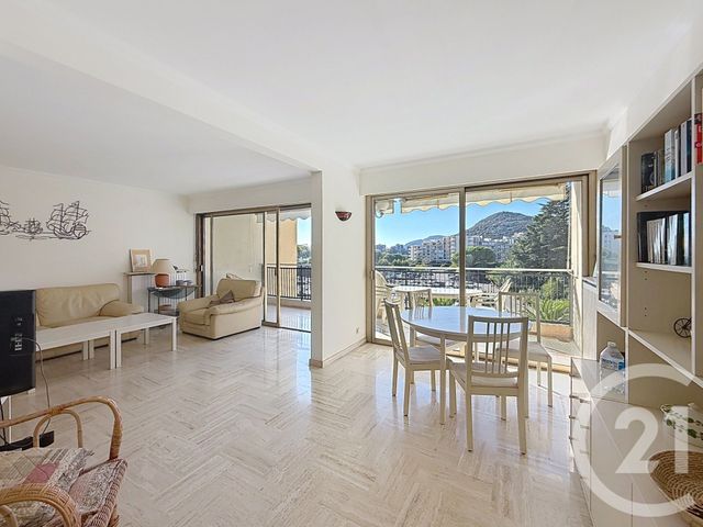 Appartement F5 &agrave; vendre - 5 pi&egrave;ces - 101,10 m2 - Mandelieu La Napoule - 06 - PROVENCE-ALPES-COTE-D-AZUR