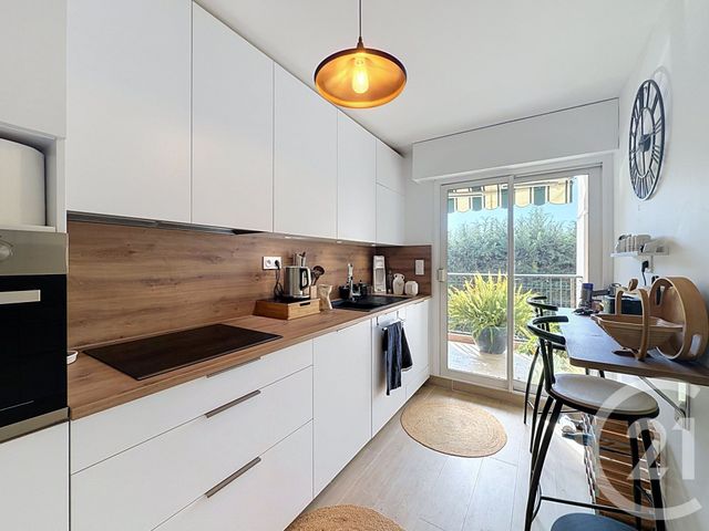 Appartement F3 &agrave; vendre - 3 pi&egrave;ces - 75,70 m2 - Mandelieu La Napoule - 06 - PROVENCE-ALPES-COTE-D-AZUR