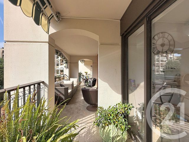 Appartement F3 &agrave; vendre - 3 pi&egrave;ces - 75,70 m2 - Mandelieu La Napoule - 06 - PROVENCE-ALPES-COTE-D-AZUR