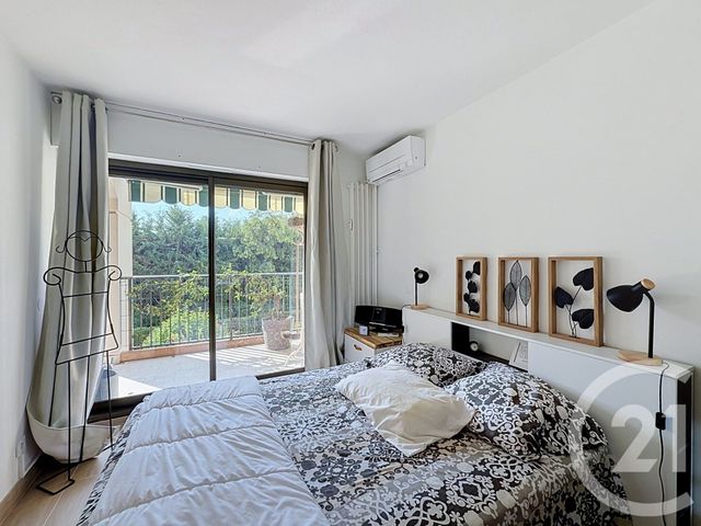 Appartement F3 &agrave; vendre - 3 pi&egrave;ces - 75,70 m2 - Mandelieu La Napoule - 06 - PROVENCE-ALPES-COTE-D-AZUR