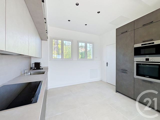 Maison &agrave; vendre - 6 pi&egrave;ces - 153,81 m2 - Mandelieu La Napoule - 06 - PROVENCE-ALPES-COTE-D-AZUR