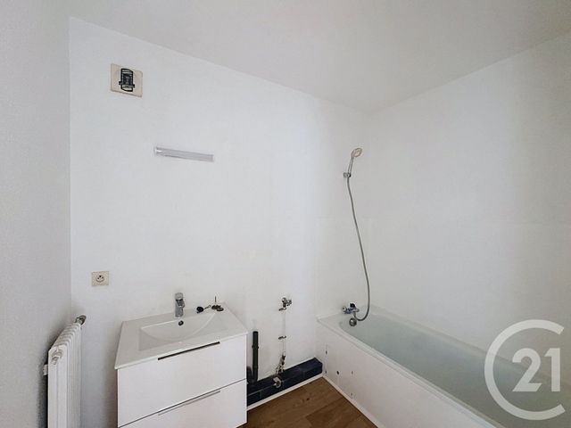 Appartement T3 &agrave; vendre - 3 pi&egrave;ces - 68,69 m2 - Mandelieu La Napoule - 06 - PROVENCE-ALPES-COTE-D-AZUR