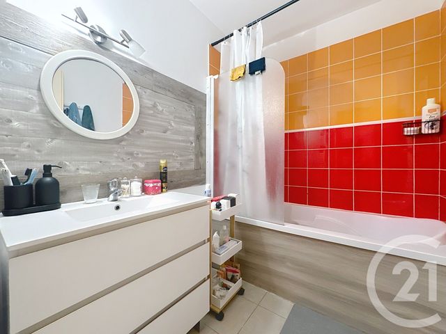 Appartement F2 &agrave; vendre - 2 pi&egrave;ces - 57 m2 - Ales - 30 - LANGUEDOC-ROUSSILLON