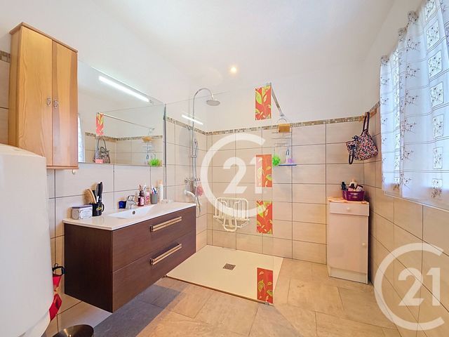 Maison &agrave; vendre - 5 pi&egrave;ces - 100 m2 - St Martin De Crau - 13 - PROVENCE-ALPES-COTE-D-AZUR