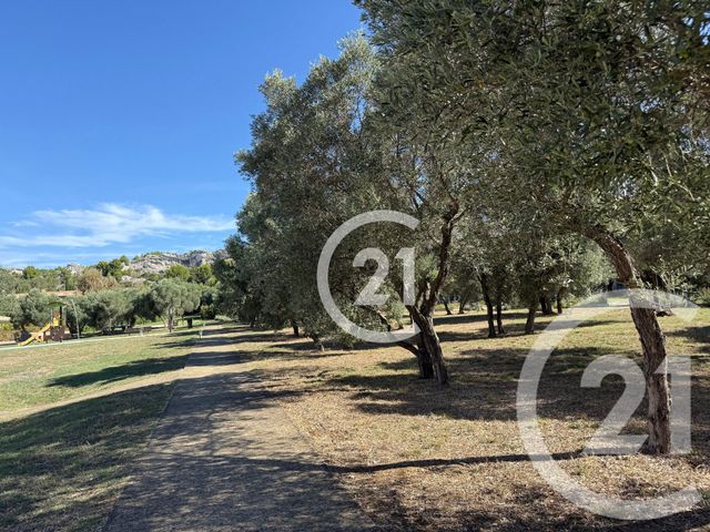 Appartement F2 &agrave; vendre - 2 pi&egrave;ces - 32 m2 - Paradou - 13 - PROVENCE-ALPES-COTE-D-AZUR