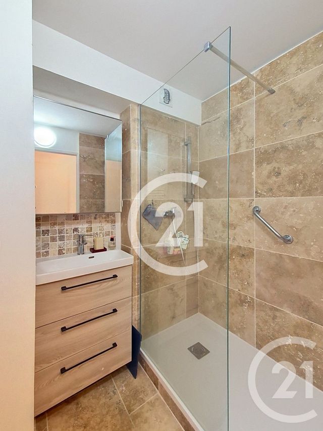 Appartement F2 &agrave; vendre - 2 pi&egrave;ces - 32 m2 - Paradou - 13 - PROVENCE-ALPES-COTE-D-AZUR