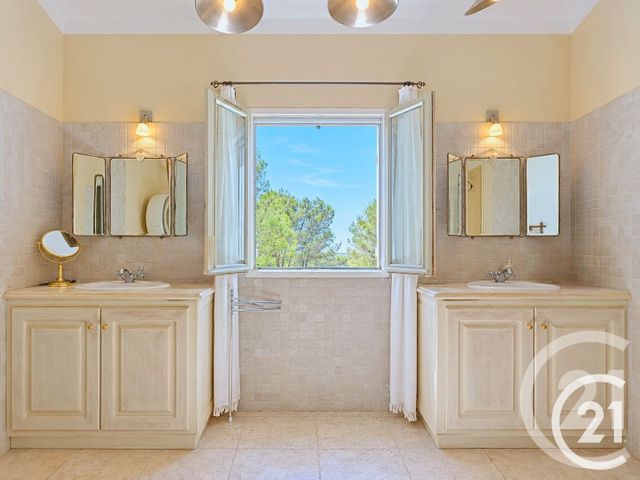 Maison &agrave; vendre - 6 pi&egrave;ces - 250 m2 - Mouries - 13 - PROVENCE-ALPES-COTE-D-AZUR