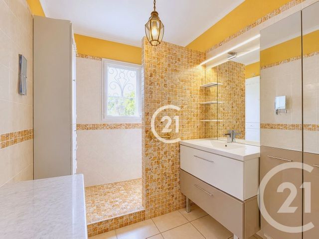 Maison &agrave; vendre - 5 pi&egrave;ces - 172,59 m2 - Arles - 13 - PROVENCE-ALPES-COTE-D-AZUR