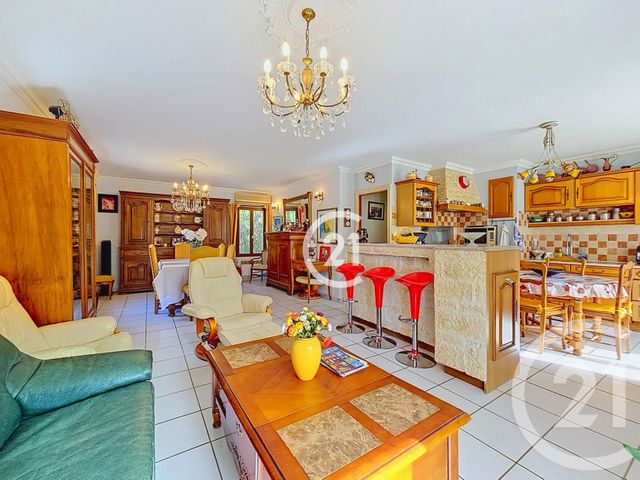 Maison &agrave; vendre - 5 pi&egrave;ces - 172,59 m2 - Arles - 13 - PROVENCE-ALPES-COTE-D-AZUR