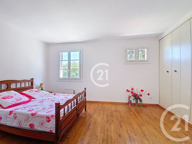 Maison &agrave; vendre - 9 pi&egrave;ces - 225,80 m2 - St Martin De Crau - 13 - PROVENCE-ALPES-COTE-D-AZUR