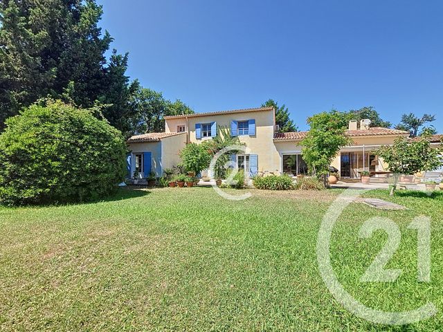 Maison &agrave; vendre - 9 pi&egrave;ces - 225,80 m2 - St Martin De Crau - 13 - PROVENCE-ALPES-COTE-D-AZUR