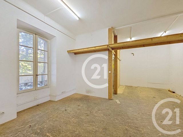 Appartement F3 &agrave; vendre - 3 pi&egrave;ces - 143,70 m2 - St Remy De Provence - 13 - PROVENCE-ALPES-COTE-D-AZUR