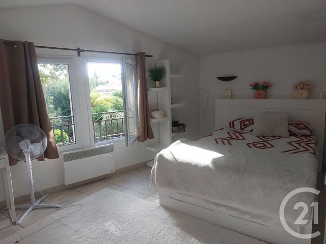 Maison &agrave; louer - 4 pi&egrave;ces - 105,39 m2 - Aureille - 13 - PROVENCE-ALPES-COTE-D-AZUR