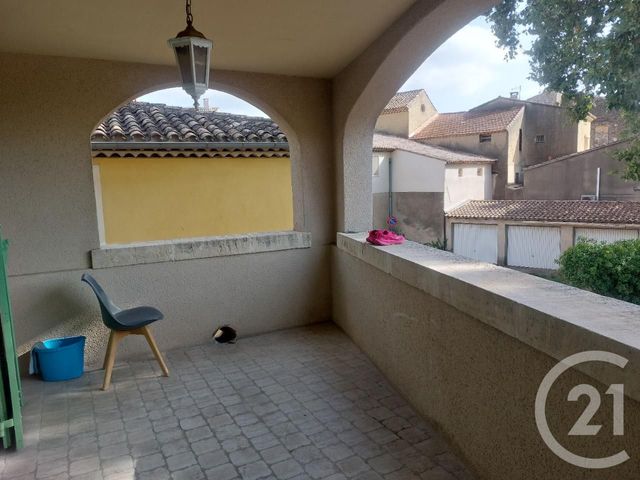 Maison &agrave; louer - 4 pi&egrave;ces - 105,39 m2 - Aureille - 13 - PROVENCE-ALPES-COTE-D-AZUR