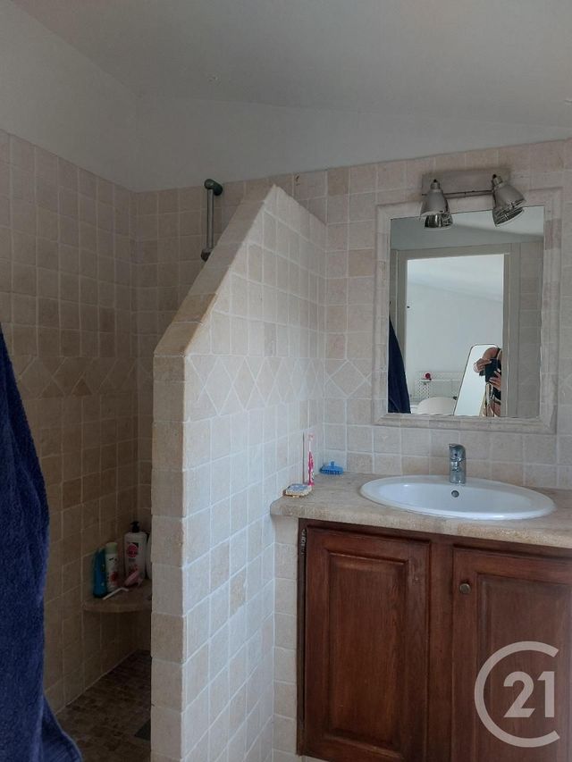 Maison &agrave; louer - 4 pi&egrave;ces - 105,39 m2 - Aureille - 13 - PROVENCE-ALPES-COTE-D-AZUR