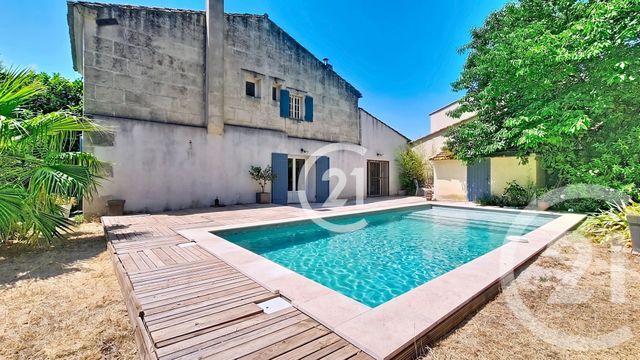 Maison &agrave; vendre - 5 pi&egrave;ces - 165 m2 - St Martin De Crau - 13 - PROVENCE-ALPES-COTE-D-AZUR