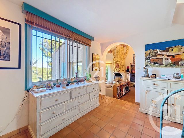 Maison &agrave; vendre - 5 pi&egrave;ces - 176,10 m2 - Paradou - 13 - PROVENCE-ALPES-COTE-D-AZUR