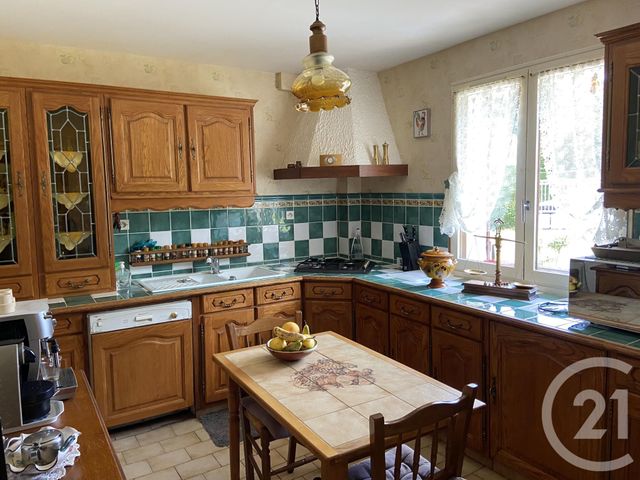 Maison &agrave; vendre - 5 pi&egrave;ces - 148 m2 - La Guerche Sur L Aubois - 18 - CENTRE