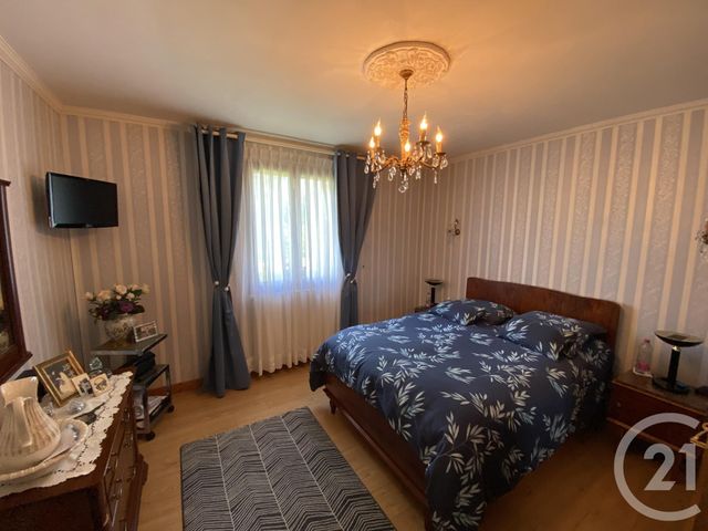 Maison &agrave; vendre - 5 pi&egrave;ces - 148 m2 - La Guerche Sur L Aubois - 18 - CENTRE