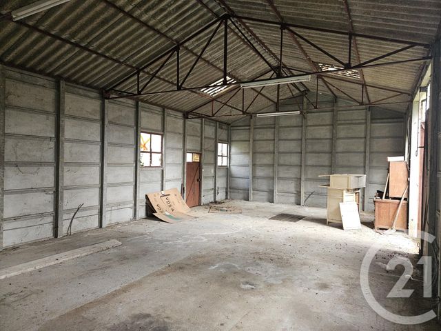 Parking à vendre - 300 m2 - St Pierre Le Moutier - 58 - BOURGOGNE