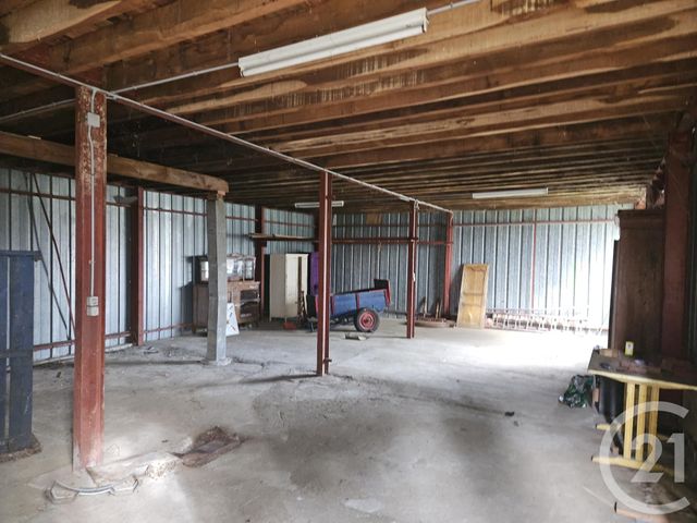 Parking à vendre - 300 m2 - St Pierre Le Moutier - 58 - BOURGOGNE