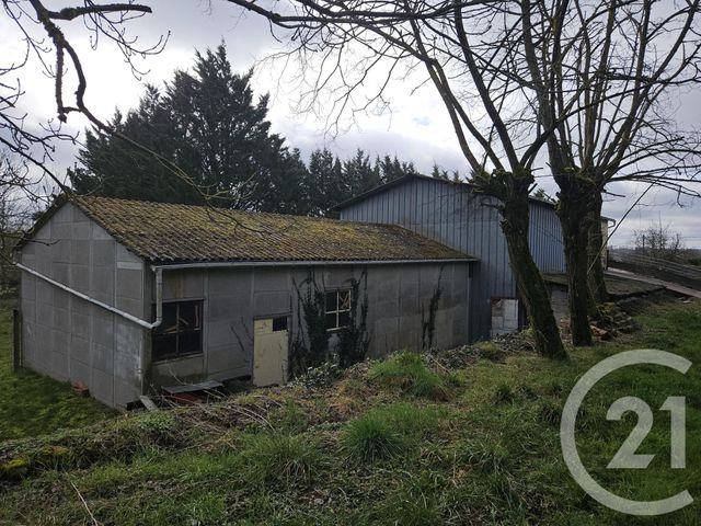 Parking à vendre - 300 m2 - St Pierre Le Moutier - 58 - BOURGOGNE